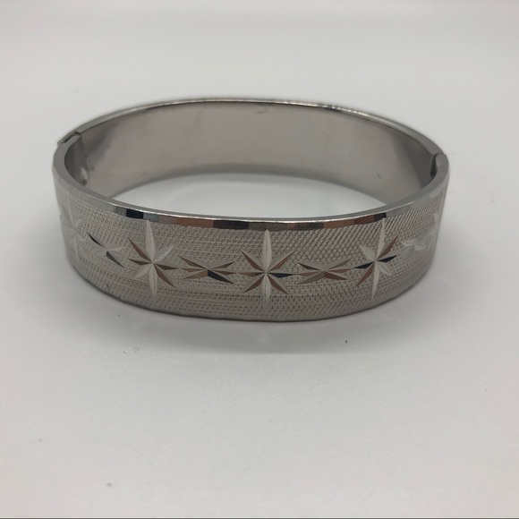 Vintage Starburst Bangle Bracelet - Picture 2 of 6